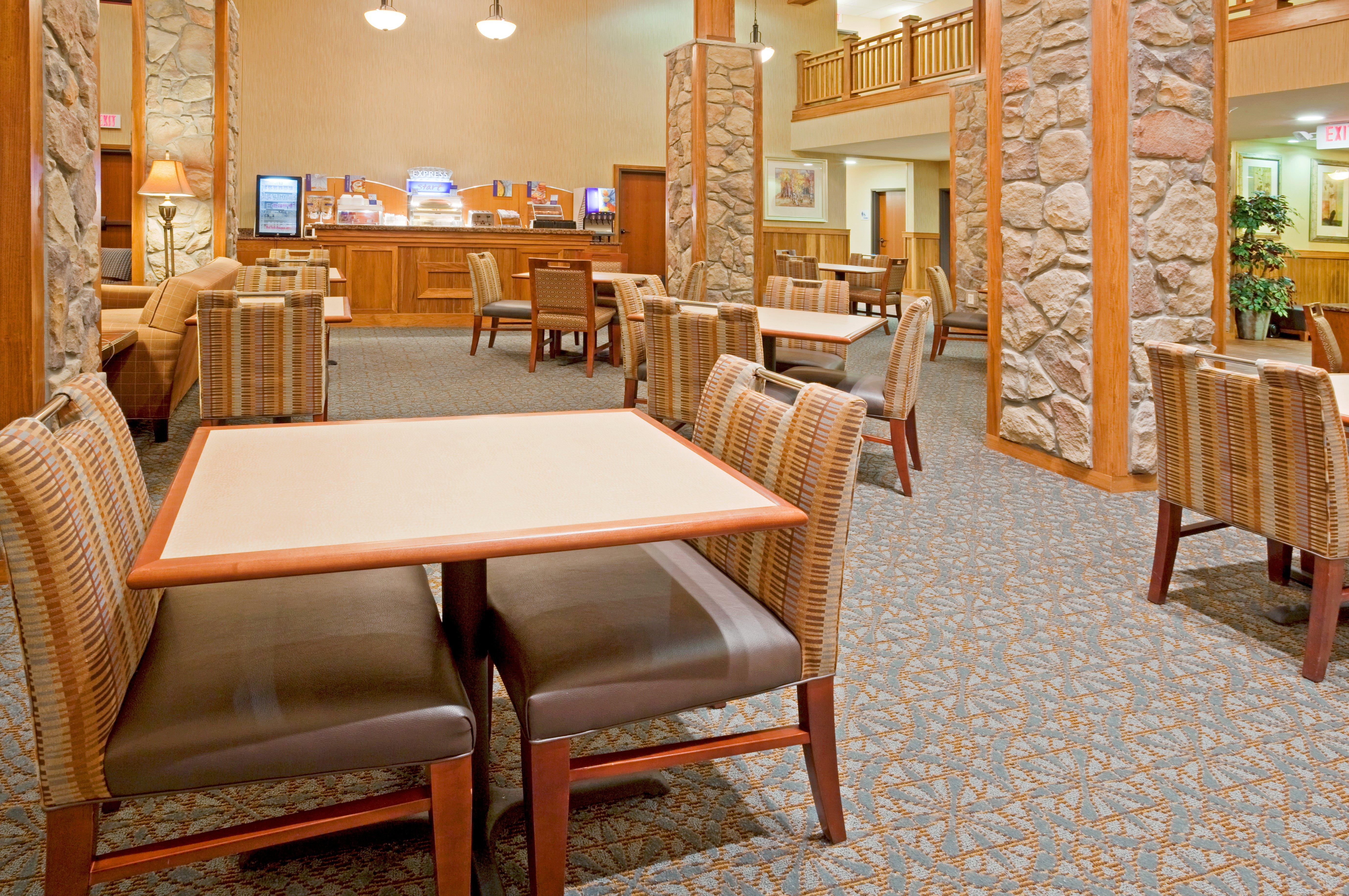 Comfort Inn & Suites Mountain Iron And Virginia Εξωτερικό φωτογραφία