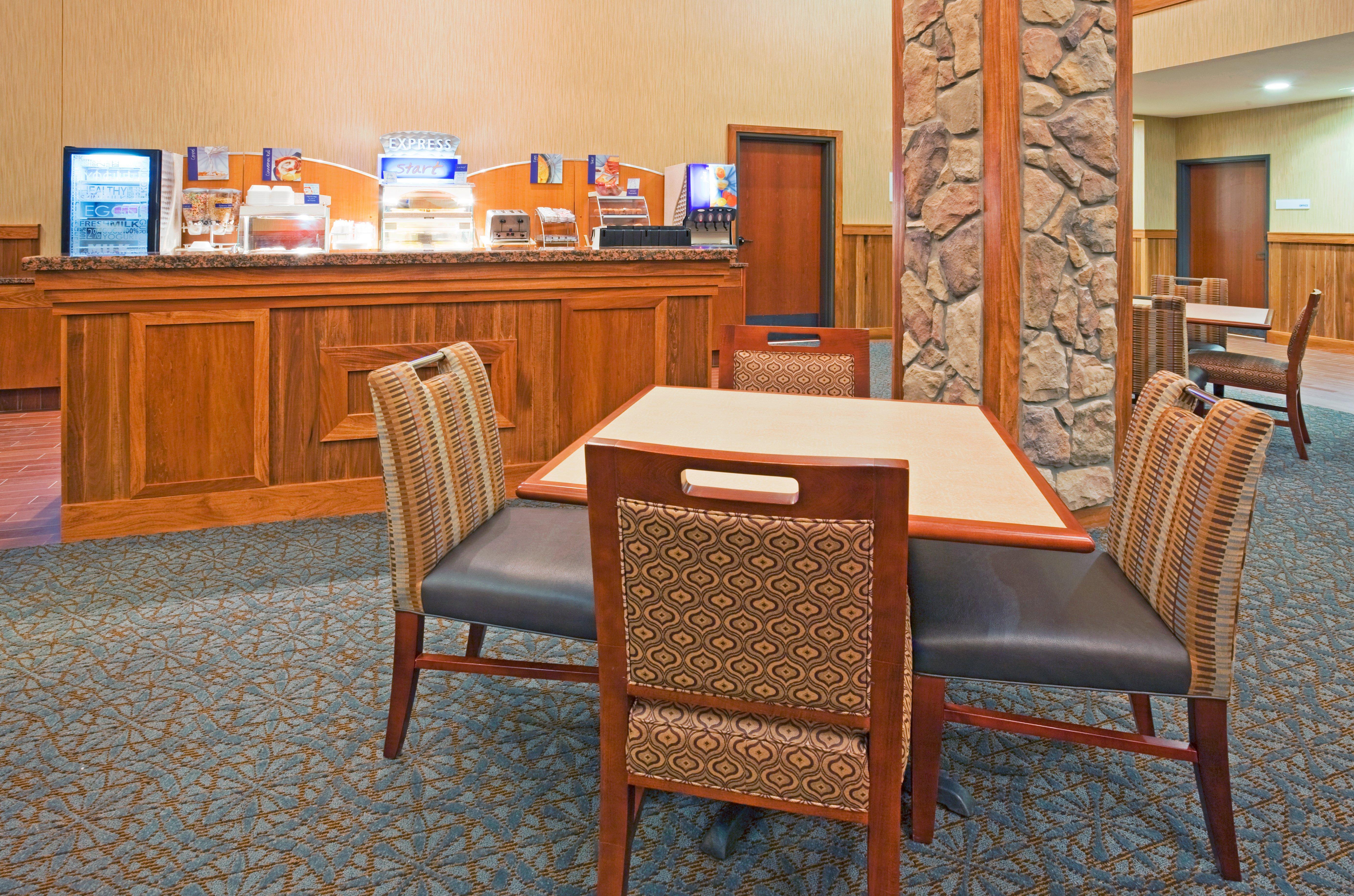 Comfort Inn & Suites Mountain Iron And Virginia Εξωτερικό φωτογραφία