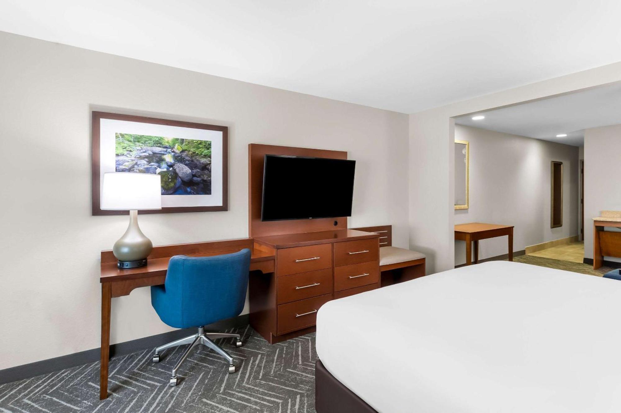 Comfort Inn & Suites Mountain Iron And Virginia Εξωτερικό φωτογραφία