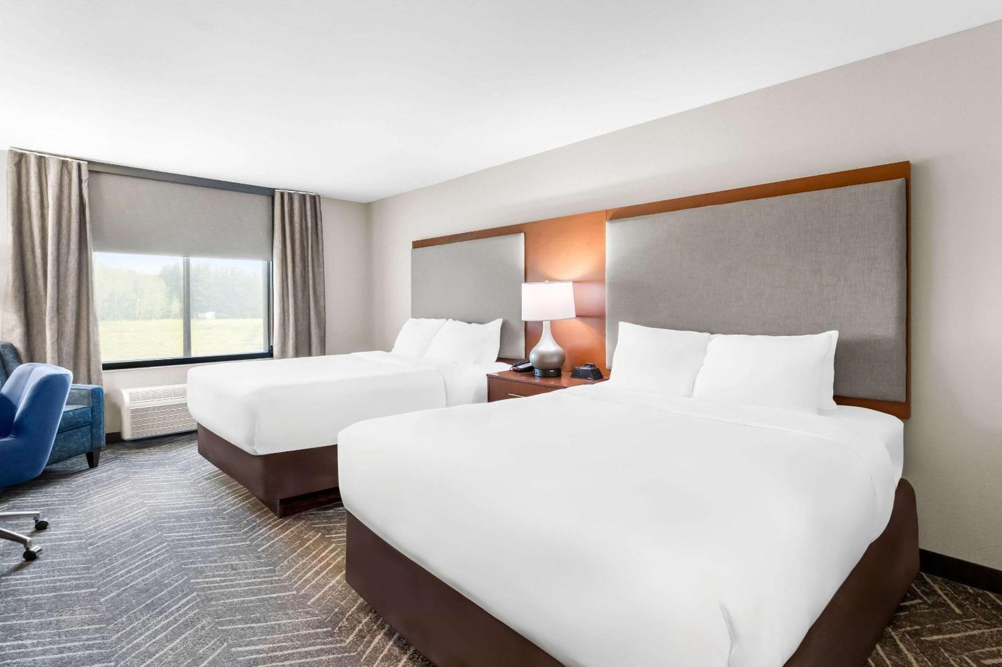 Comfort Inn & Suites Mountain Iron And Virginia Εξωτερικό φωτογραφία