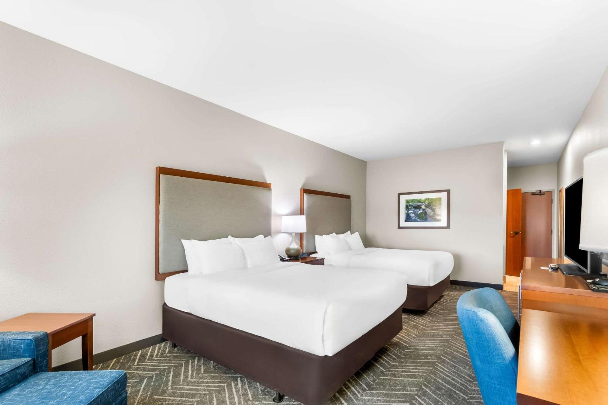 Comfort Inn & Suites Mountain Iron And Virginia Εξωτερικό φωτογραφία